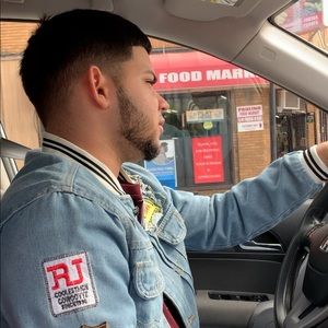 Meet your Posher, Brian